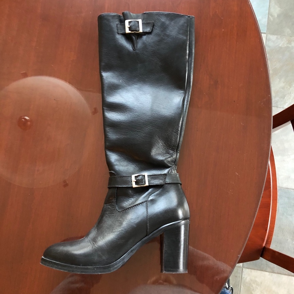 Black boots